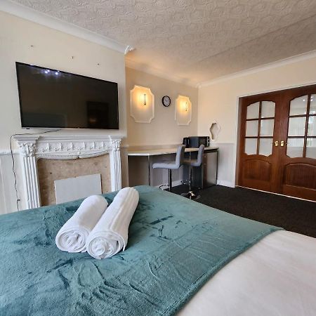 Hotel Sheldon Shared House à Solihull Extérieur photo