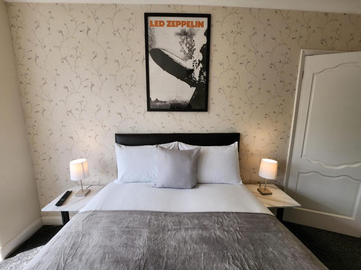 Hotel Sheldon Shared House à Solihull Extérieur photo